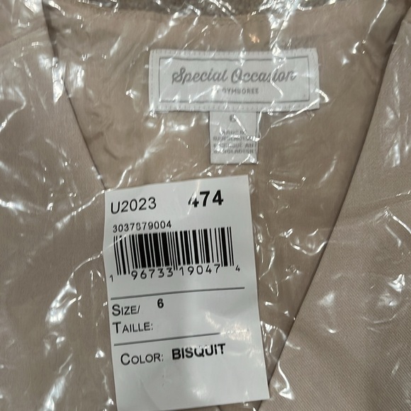 Whole outfit pants vest button down shirt - Picture 8 of 10